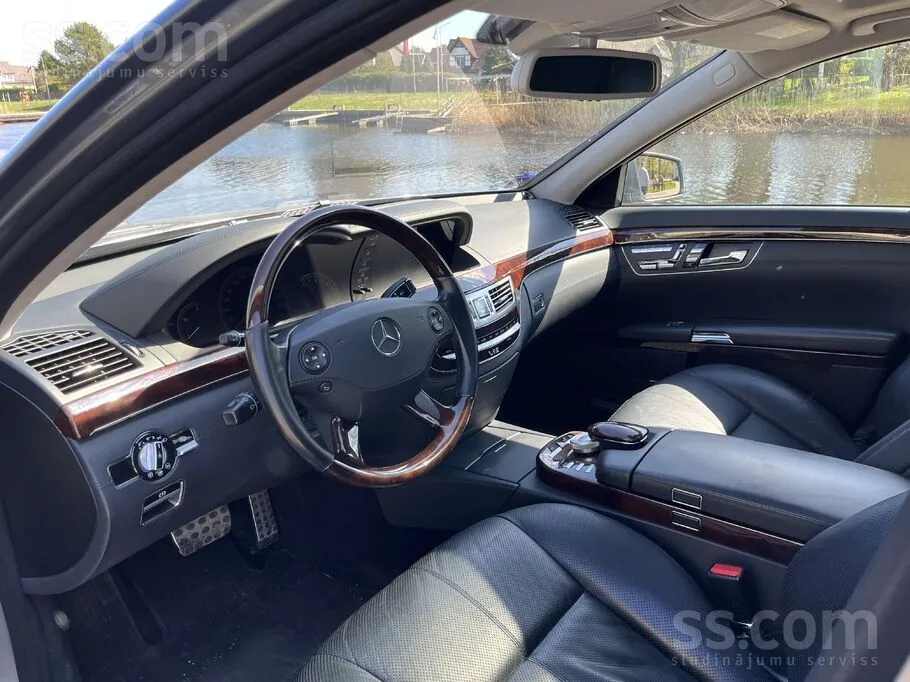 Mercedes-Benz S600 2006 photo 5