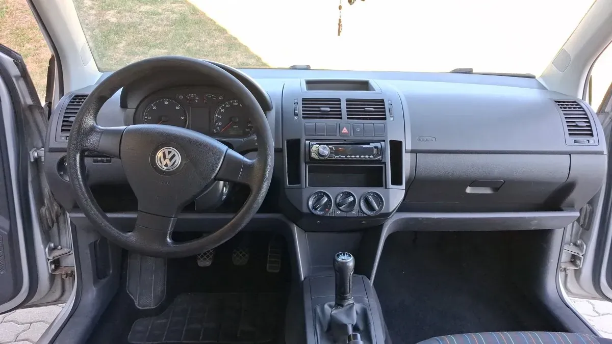Volkswagen Polo 2007 photo 3