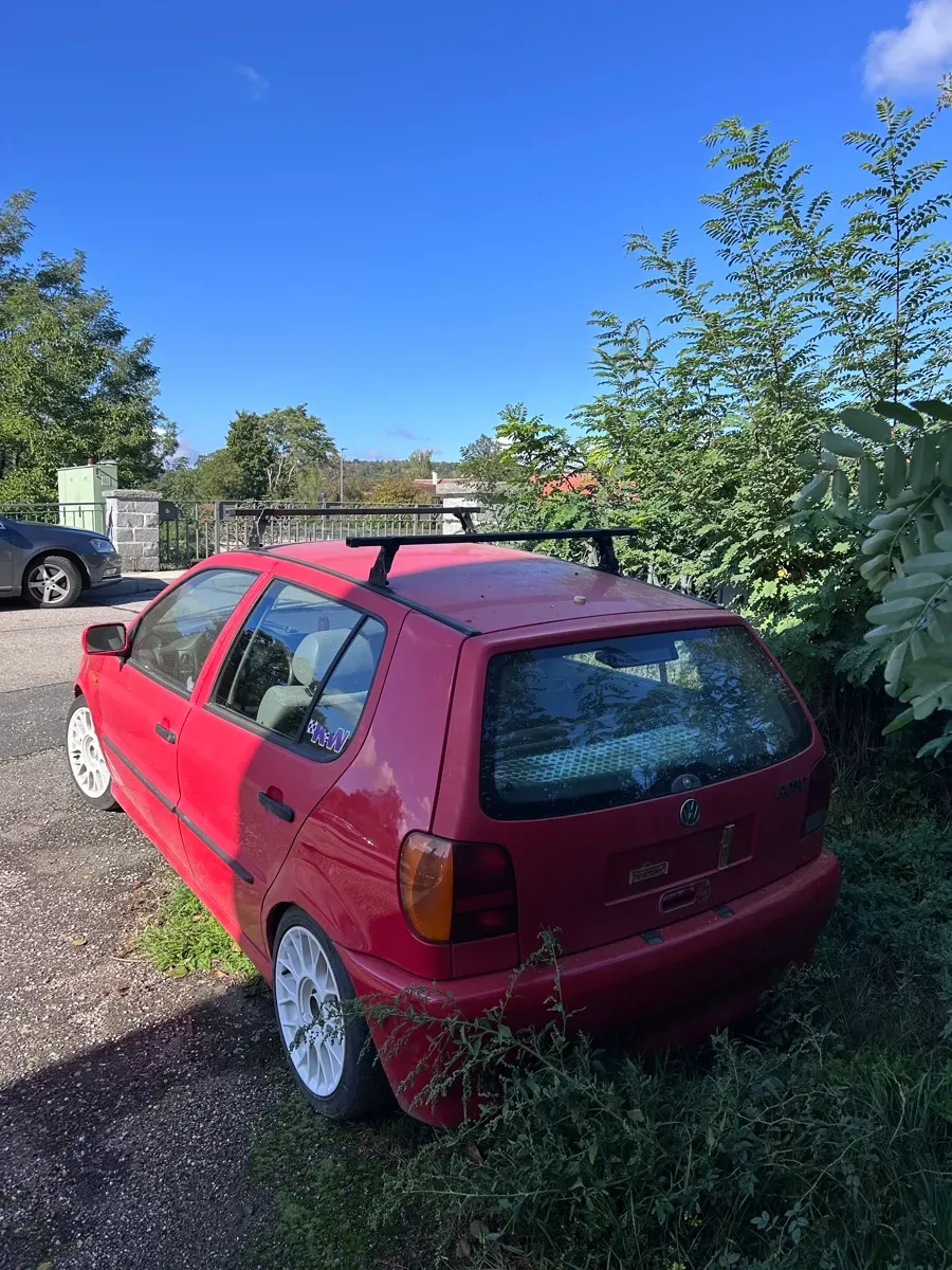 Volkswagen Polo 1997 photo 3