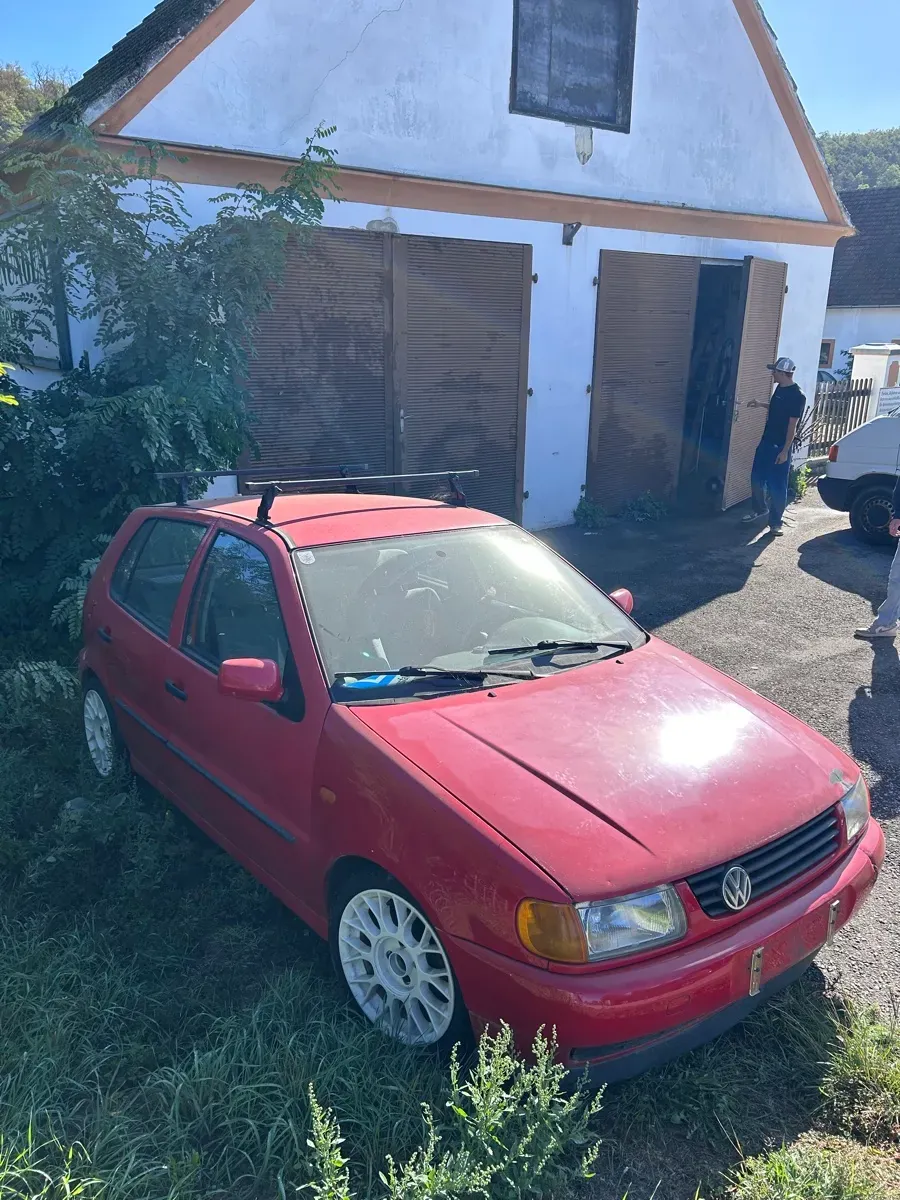 Volkswagen Polo 1997 photo 2