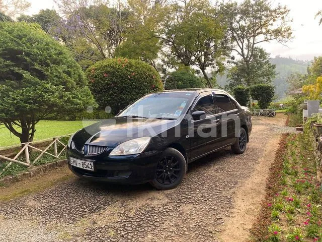 Mitsubishi Lancer 2003 photo 4