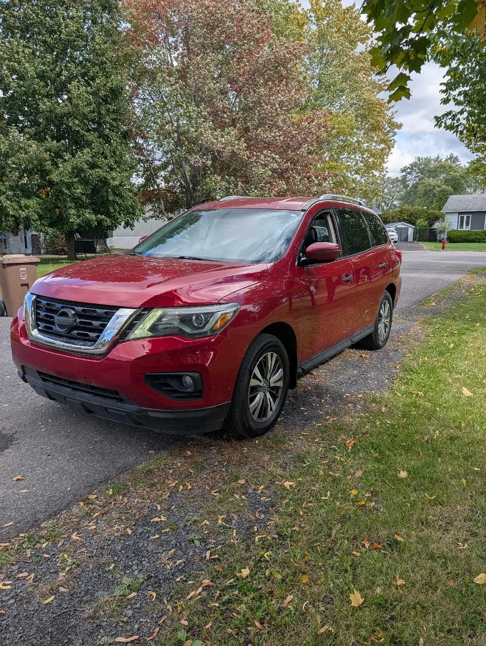 Nissan Pathfinder 2017 photo 2