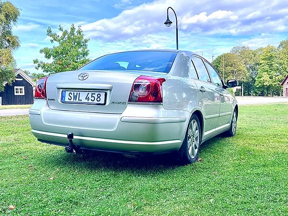 Toyota Avensis 2008 photo 5