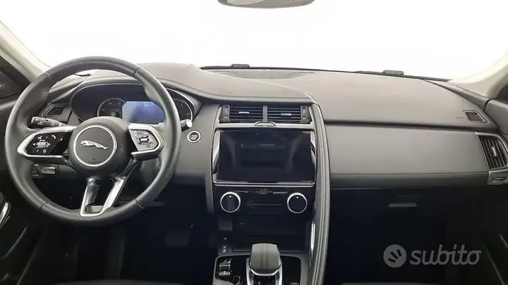 Jaguar E-Pace 2022 photo 4