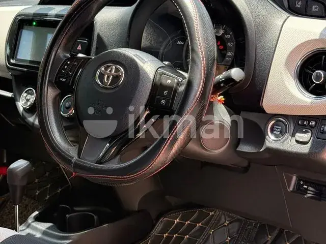 Toyota Vitz 2015 photo 3