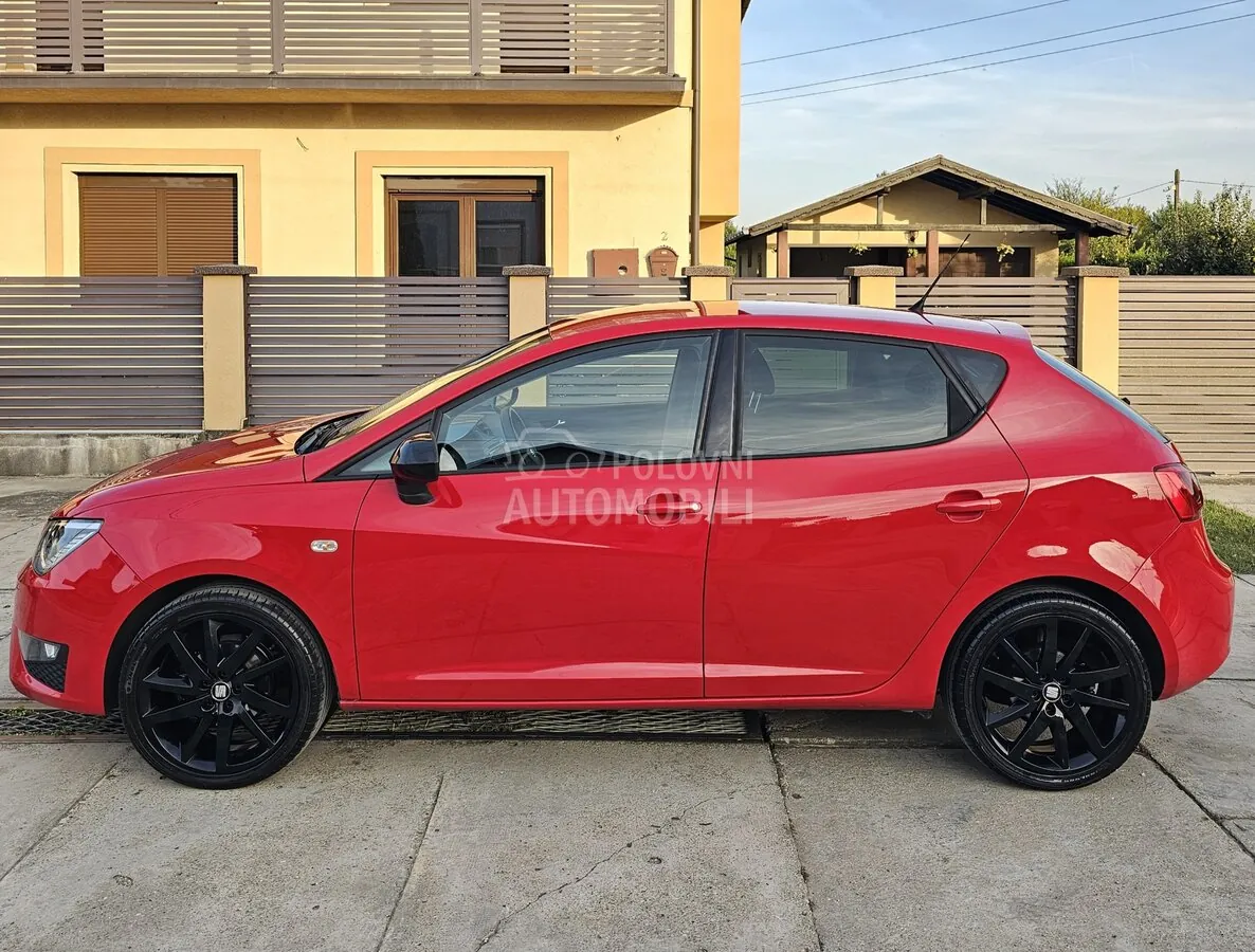 Seat Ibiza 2015 photo 2