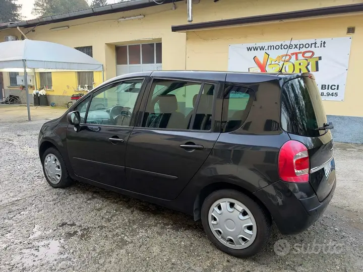 Renault Grand Modus 2011 photo 3