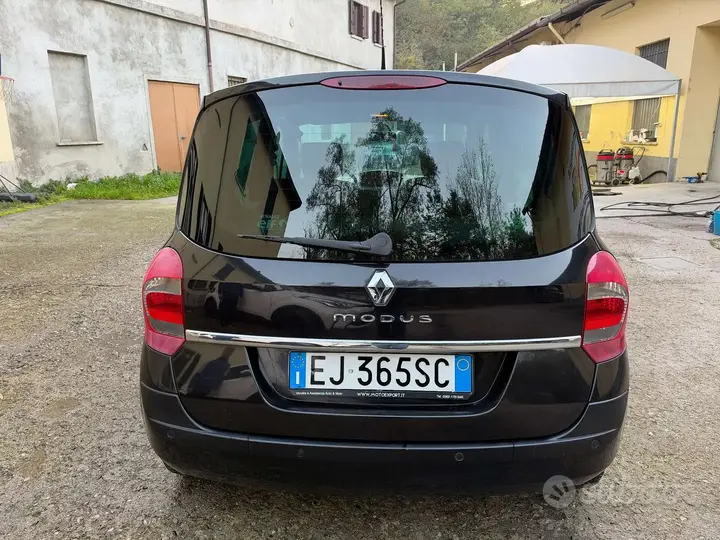 Renault Grand Modus 2011 photo 4