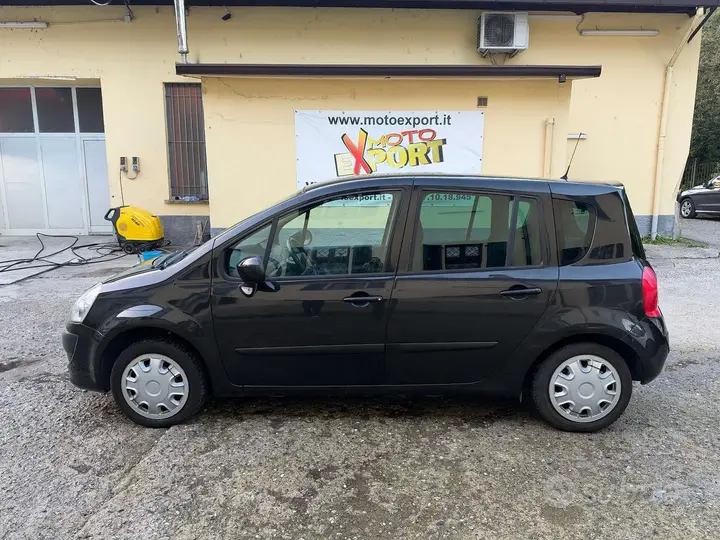 Renault Grand Modus 2011 photo 2
