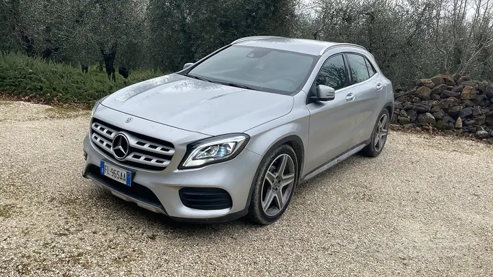 Mercedes-Benz Gla 2017 photo 4