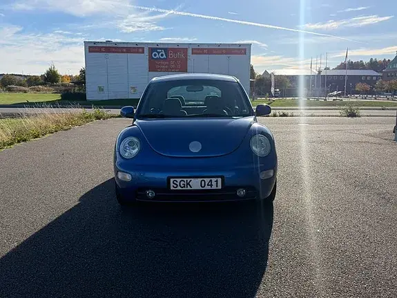Volkswagen New Beetle 2001 photo 3