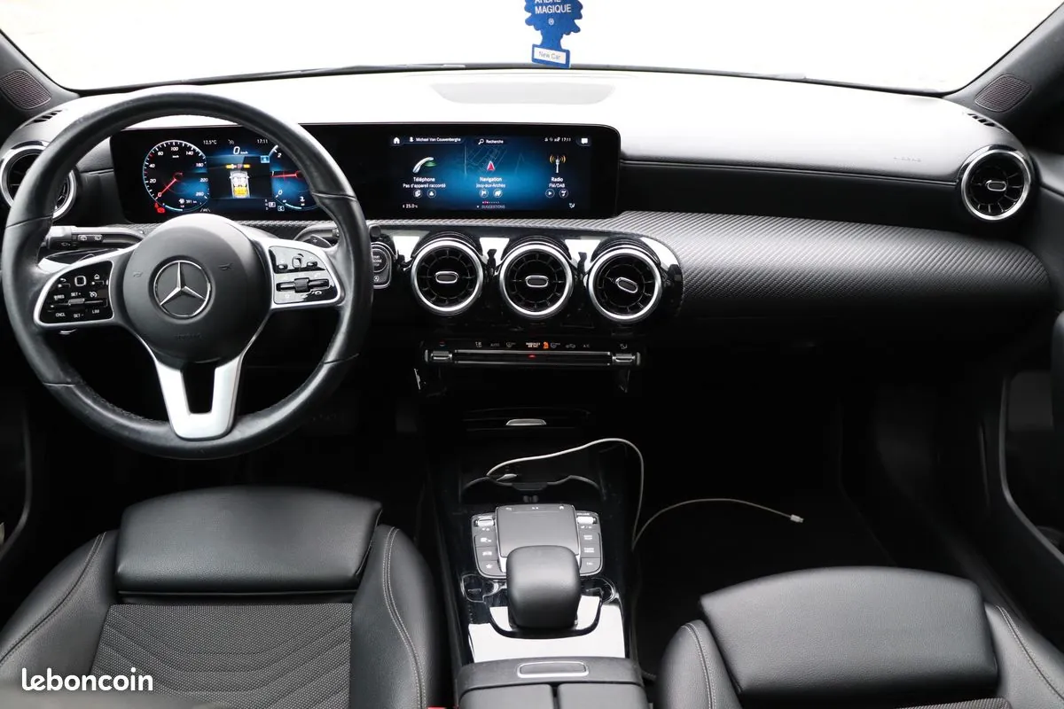 Mercedes-Benz A-Class 2020 photo 3