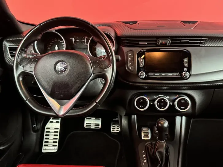 Alfa Romeo Giulietta 2018 photo 3