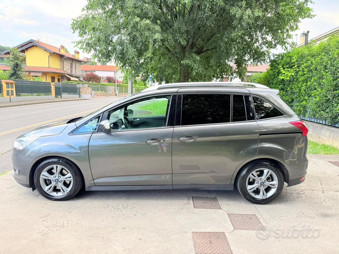 Ford C-Max 2017 photo 3
