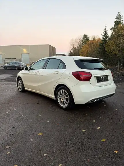 Mercedes-Benz A 180 2017 photo 5