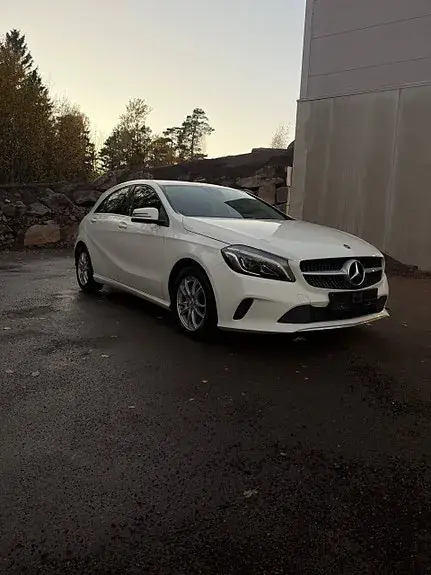 Mercedes-Benz A 180