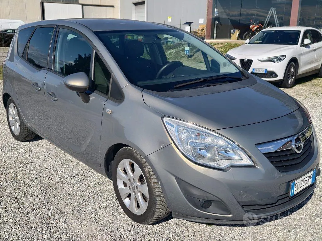 Opel Meriva 2010 photo 2