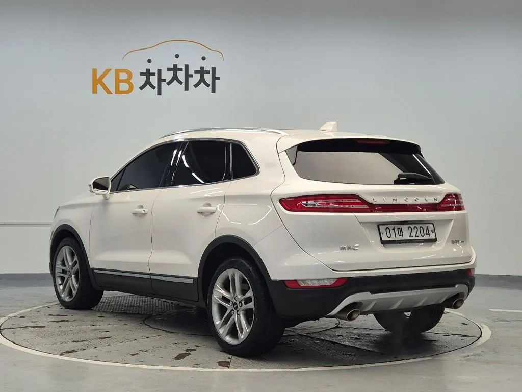 Lincoln Mkc 2017 photo 2