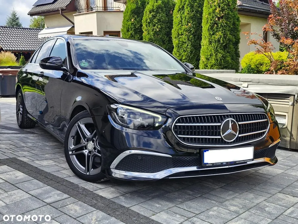 Mercedes-Benz E-Class 2022 photo 2