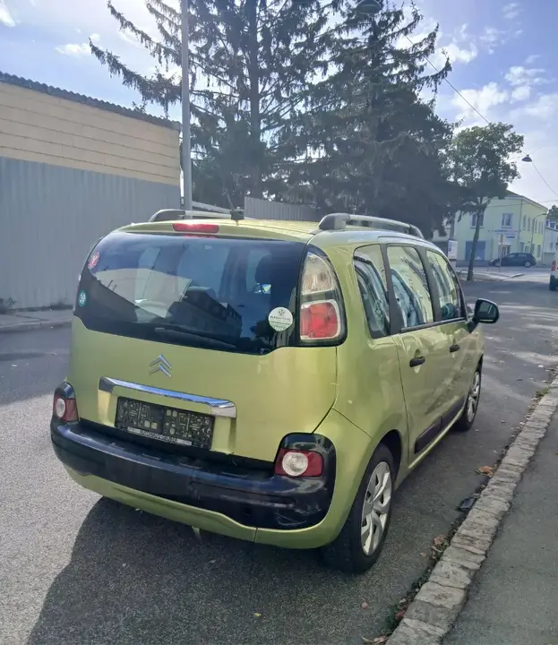 Citroen C3 Picasso 2010 photo 2