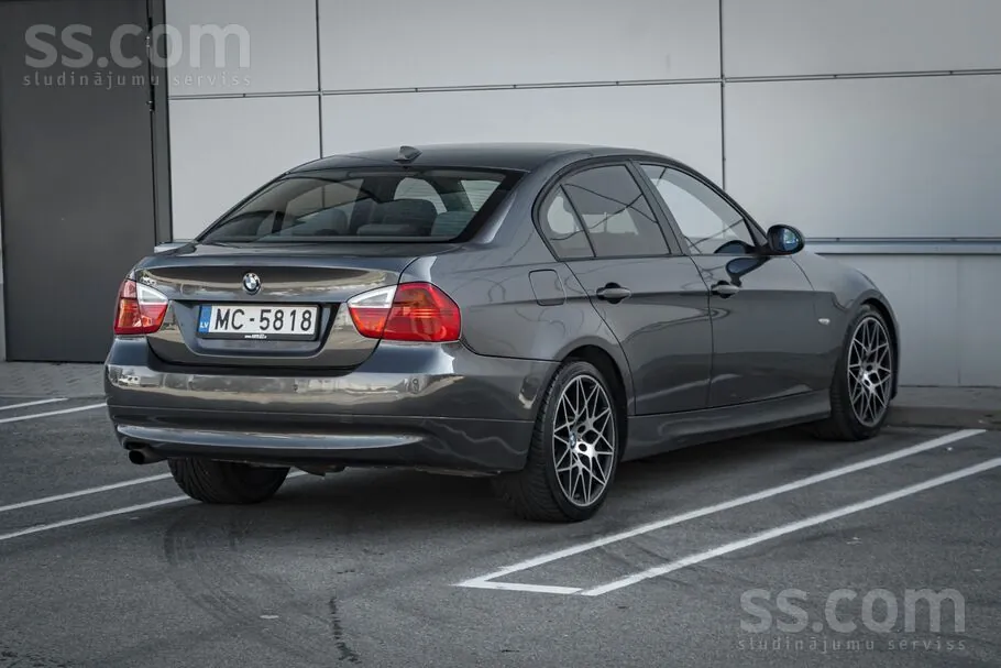 BMW 320D 2005 photo 4