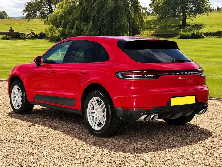 Porsche Macan 2021 photo 2