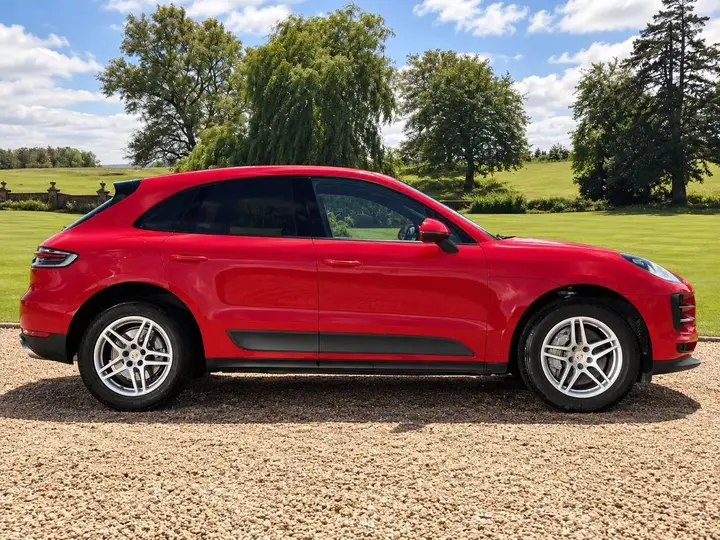Porsche Macan 2021 photo 3