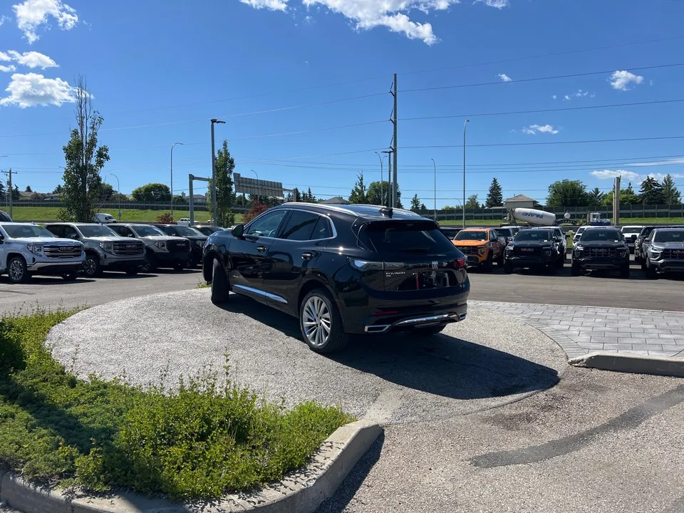 Buick Envision 2026 photo 4