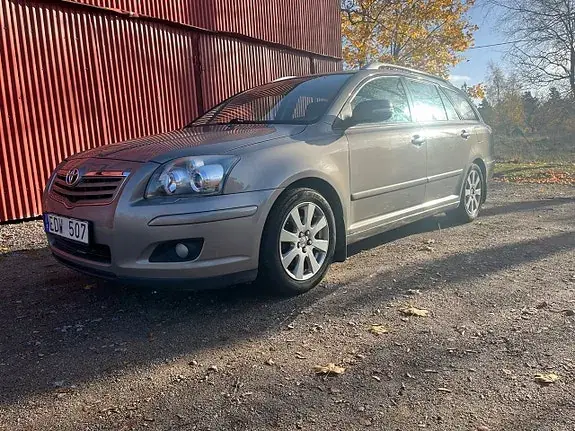 Toyota Avensis 2007 photo 2