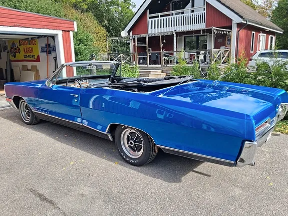 Pontiac Bonneville 1966 photo 3