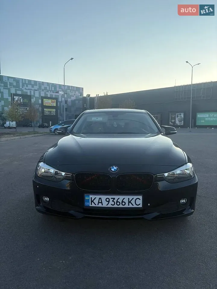 BMW 3 Series 2015 photo 2
