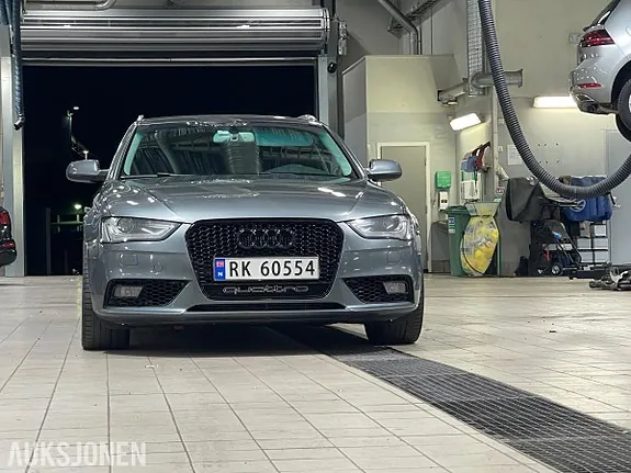 Audi A4 2013 photo 2