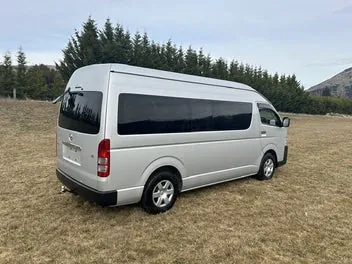 Toyota Hiace 2021 photo 5