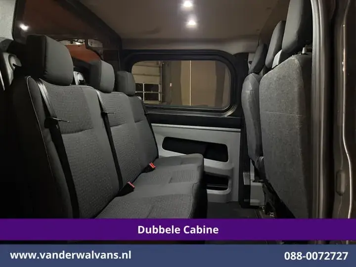 Ford Transit Custom 2024 photo 2