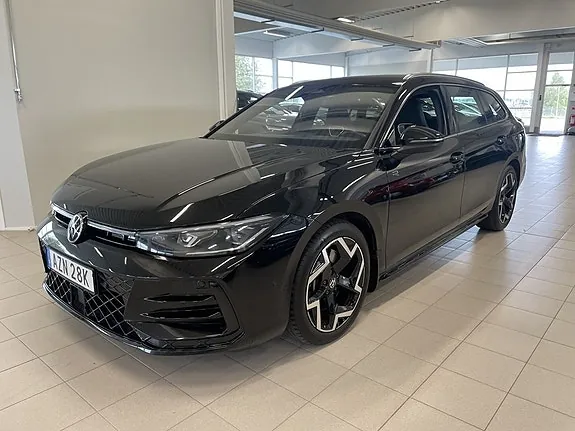 Volkswagen Passat 2024 photo 3