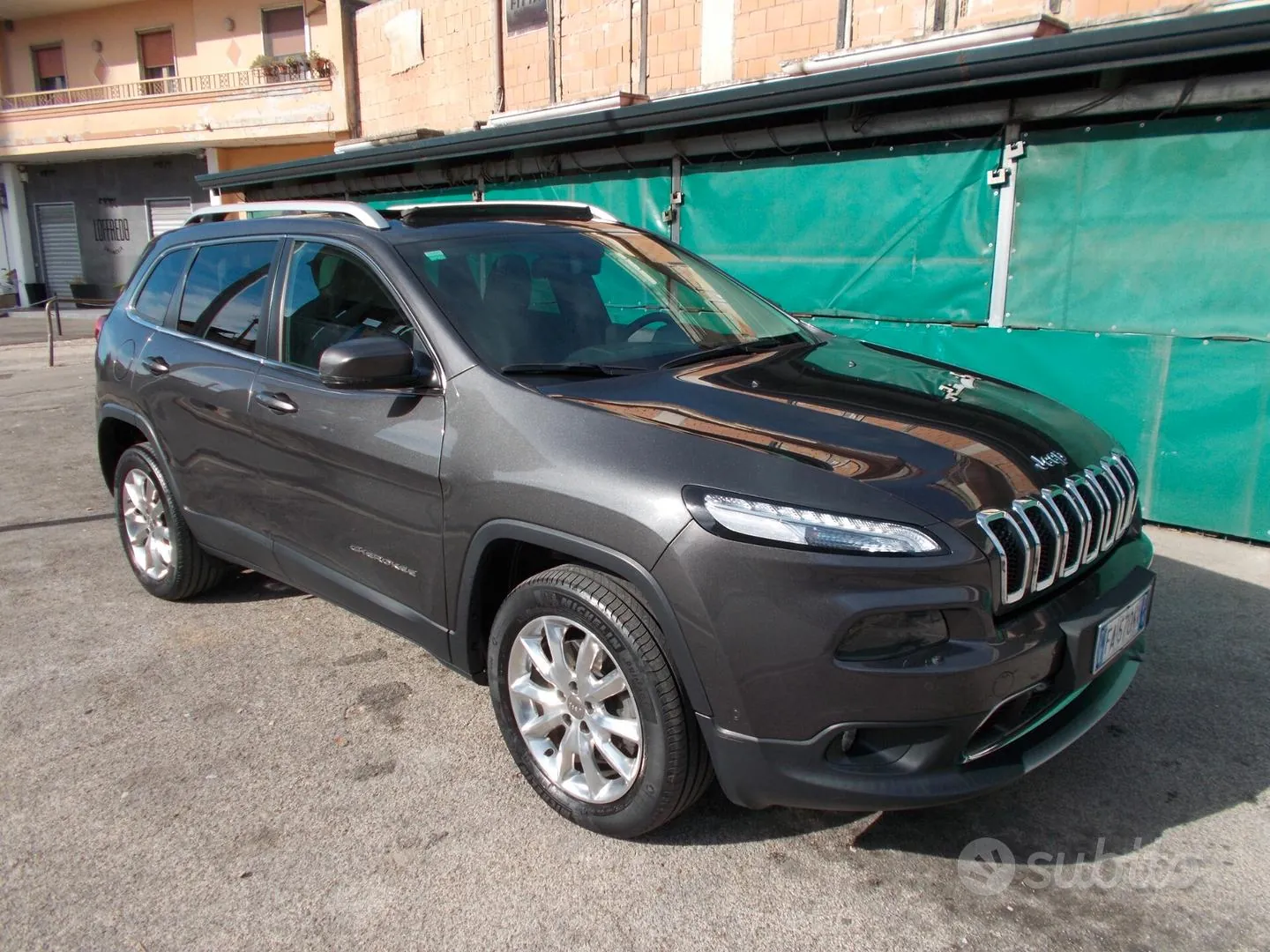 Jeep Cherokee
