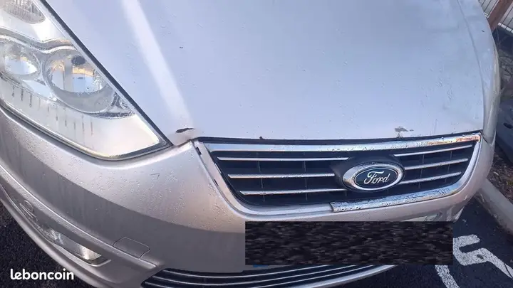 Ford Galaxy 2013 photo 2