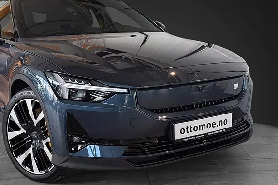 Polestar 2 2025 photo 2