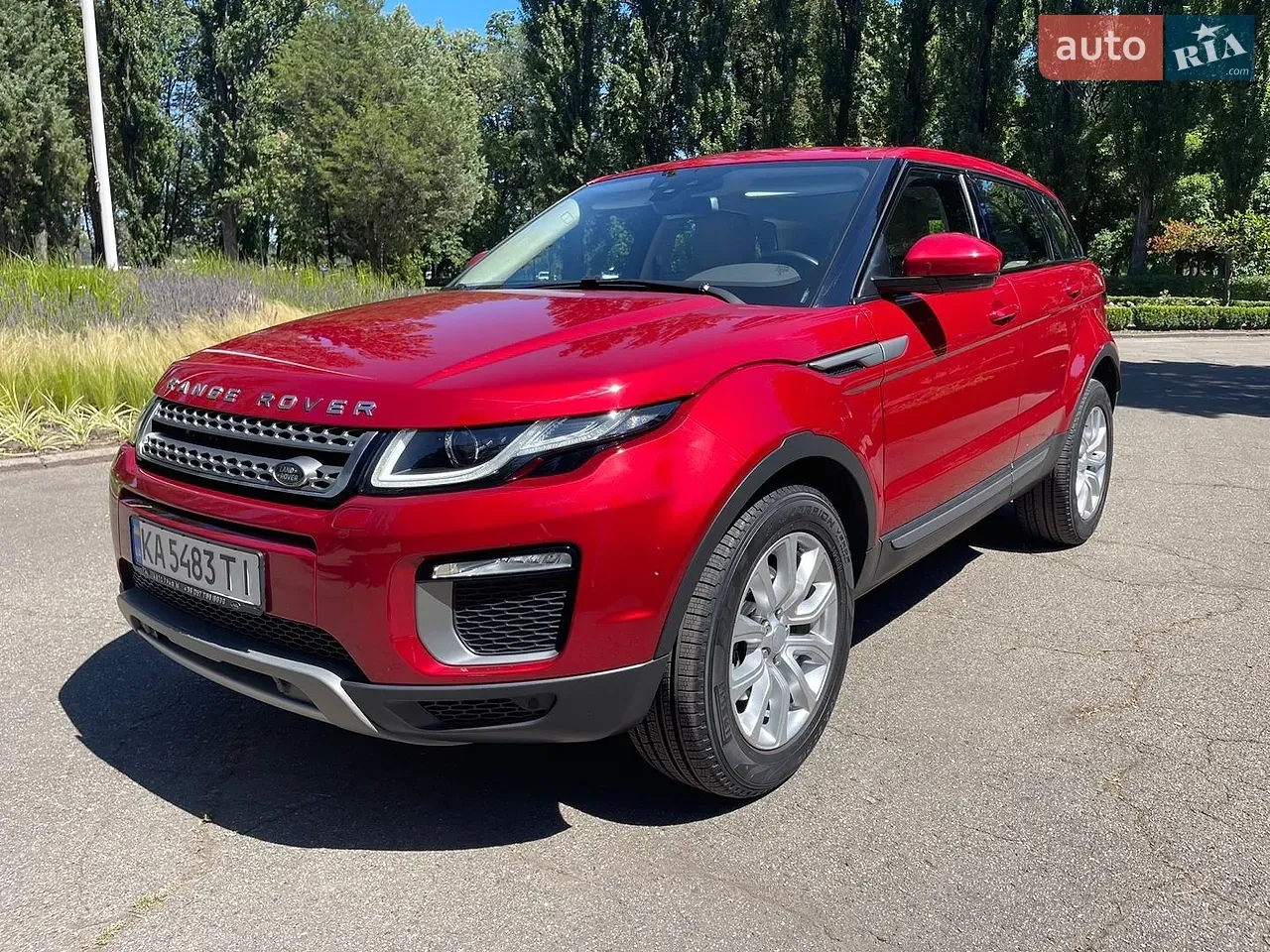Land Rover Range Rover Evoque 2017 photo 2