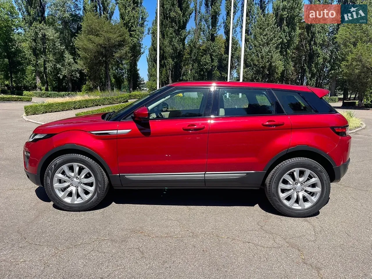 Land Rover Range Rover Evoque 2017 photo 4