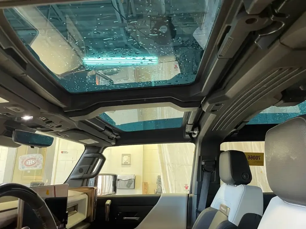 GMC Hummer Ev Suv 2024 photo 3