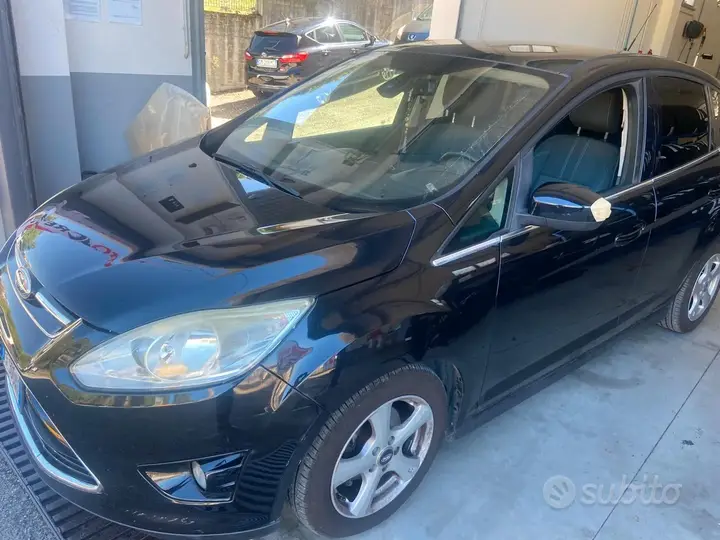 Ford C-Max 2010 photo 2