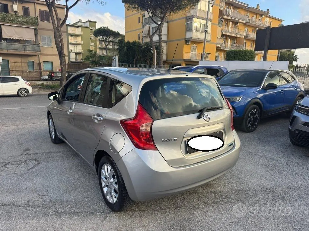 Nissan Note 2014 photo 5