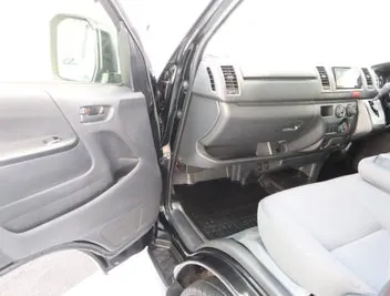 Toyota Hiace 2022 photo 5