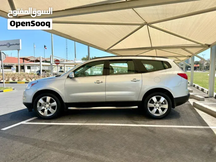Chevrolet Traverse 2011 photo 4