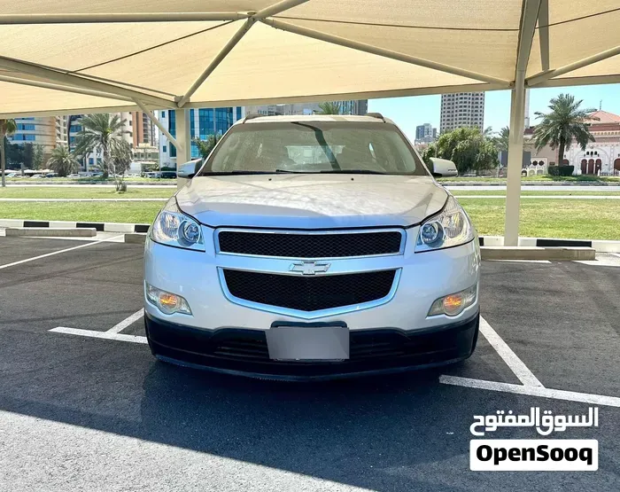 Chevrolet Traverse 2011 photo 2