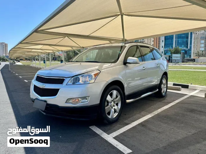 Chevrolet Traverse 2011 photo 3