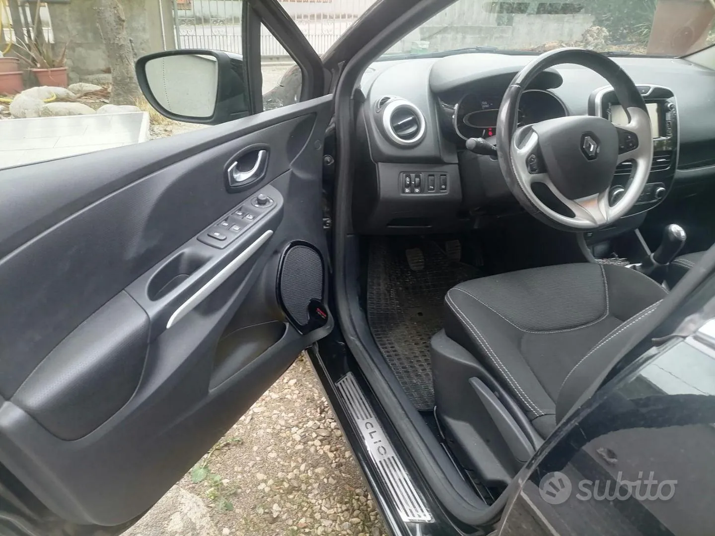 Renault Clio 2016 photo 3