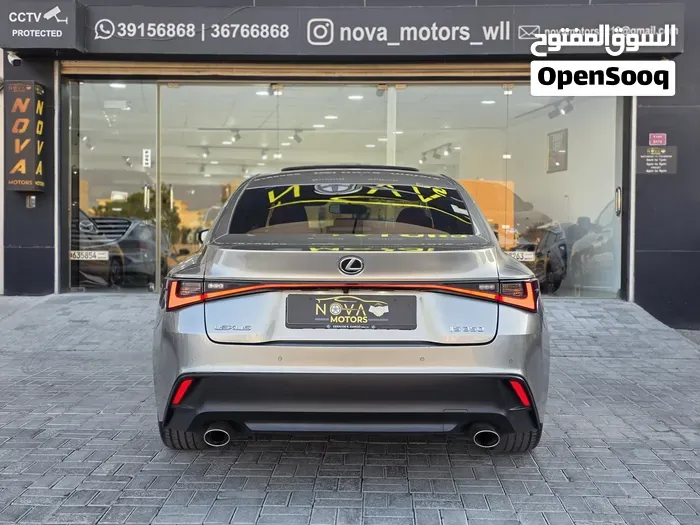 Lexus Is 350 2021 photo 4