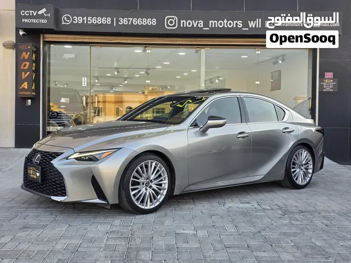 Lexus Is 350 2021 photo 3